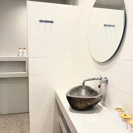 Sakellis 1- Steps To & Town アパート