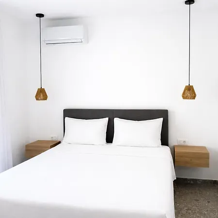 Sakellis 1- Steps To & Town Kardamena (Kos)