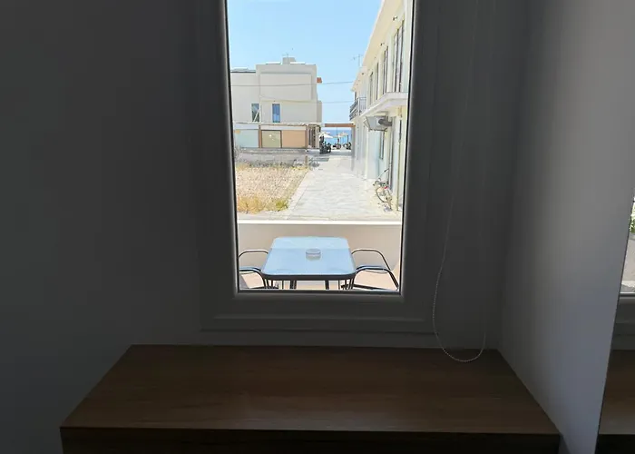 Apartment Sakellis 1- Steps To & Town *