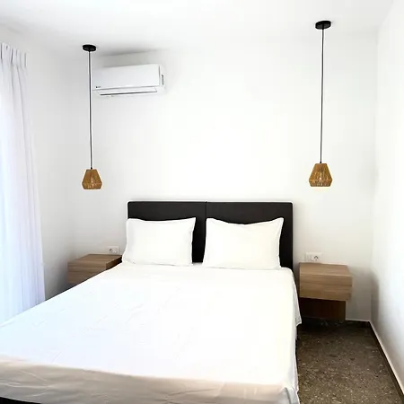 Sakellis 1- Steps To & Town Appartamento *